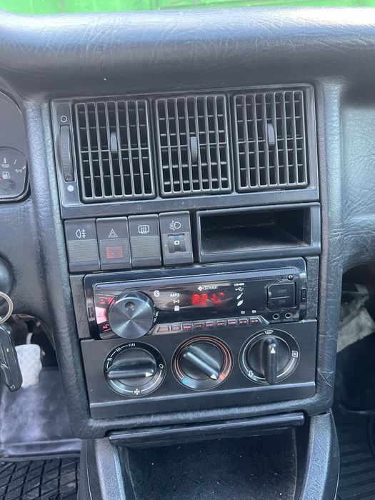 Audi 80 в хорошем состаяний