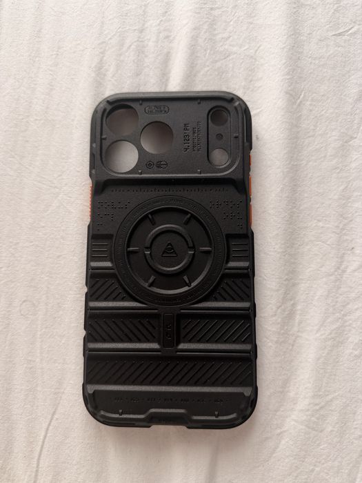 Husă dbrand Tank Case pentru iPhone 17 Pro Max