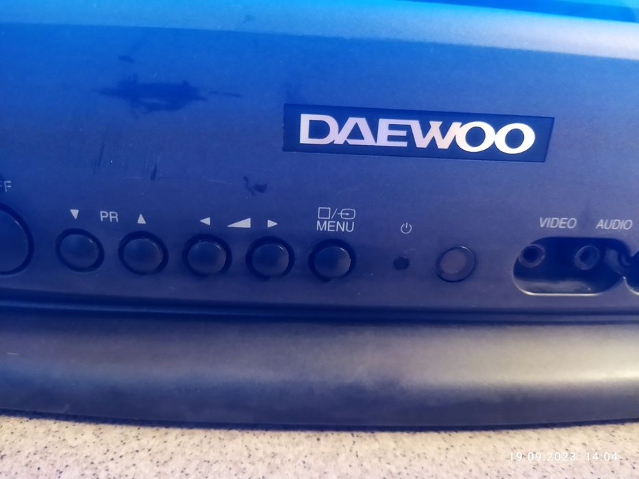 Продам телевизор ,рабочий.