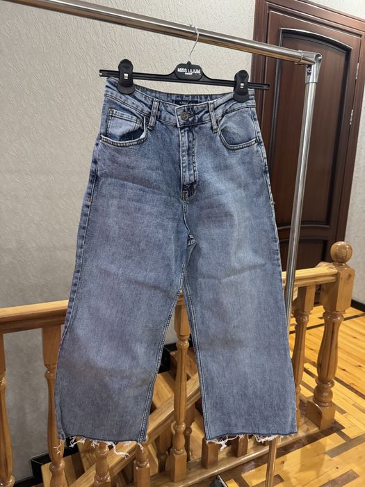 Джинсы Zara