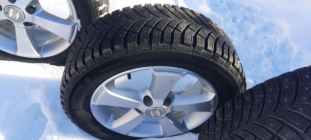 Vând roți iarnă 205/55/16 5 x 112 Seat, Skoda, Audi, Volkswagen Ronal