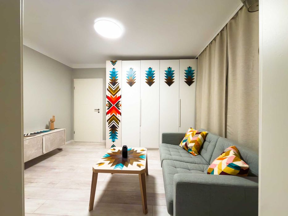 Apartament ultracentral 2 camere în Oltenița – complet renovat, mobilat și utilat - aproape de Bucuresti