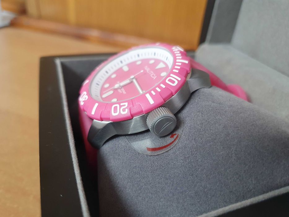 НОВ дамски часовник Nautica™, модел A09607G