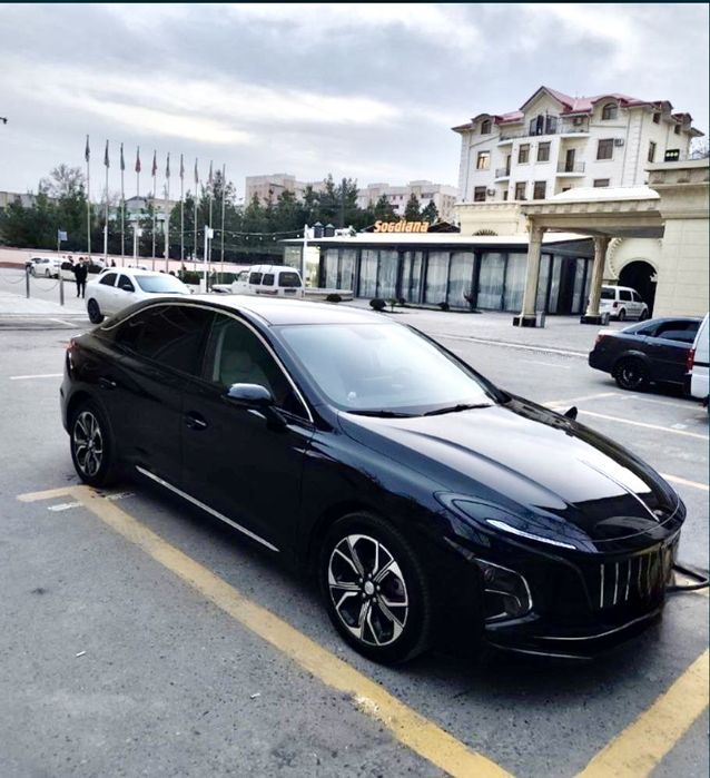 Hongqi eqm5 Продается
