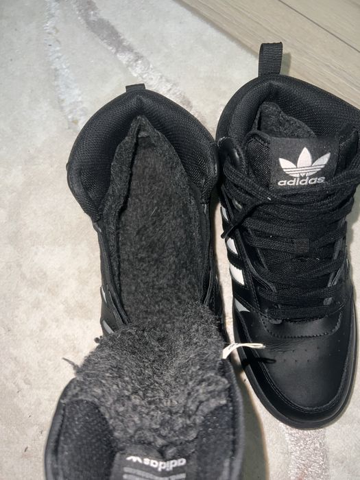 Адидас кросовки хороший копия!!!