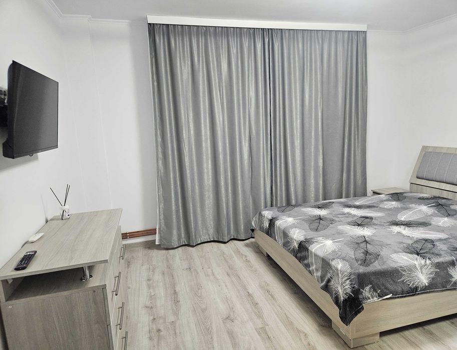 Apartament doua camere gavana 3 ( JAM ) renovat / totul absulut nou
