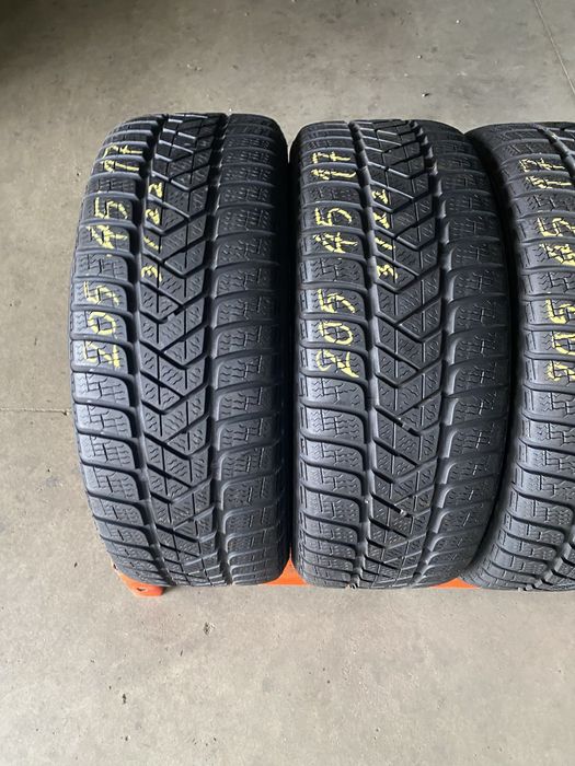 Anvelope iarna 205/45/17 Pirelli Sottozero 3 205 45 17 R17