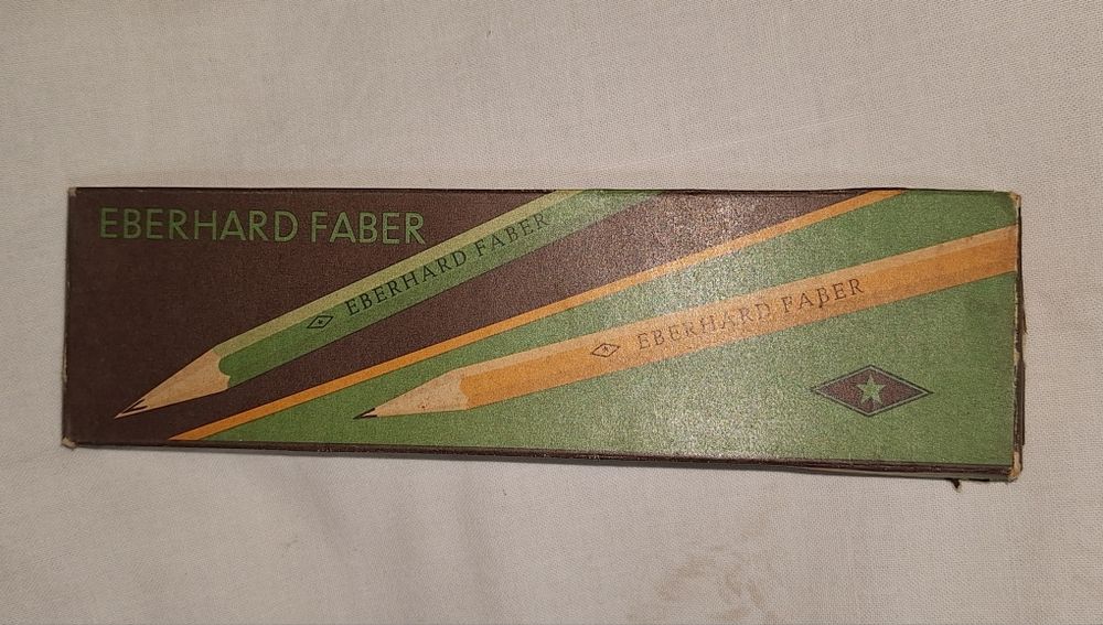 Стари моливи в кутия--Eberhard Faber