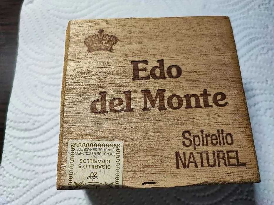 Lot vintage de 8 cutii diferite de colectie