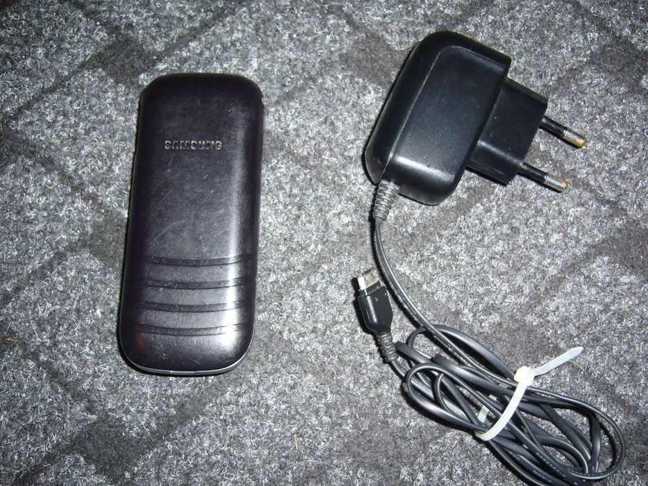 Telefoane mobile cu tastatura