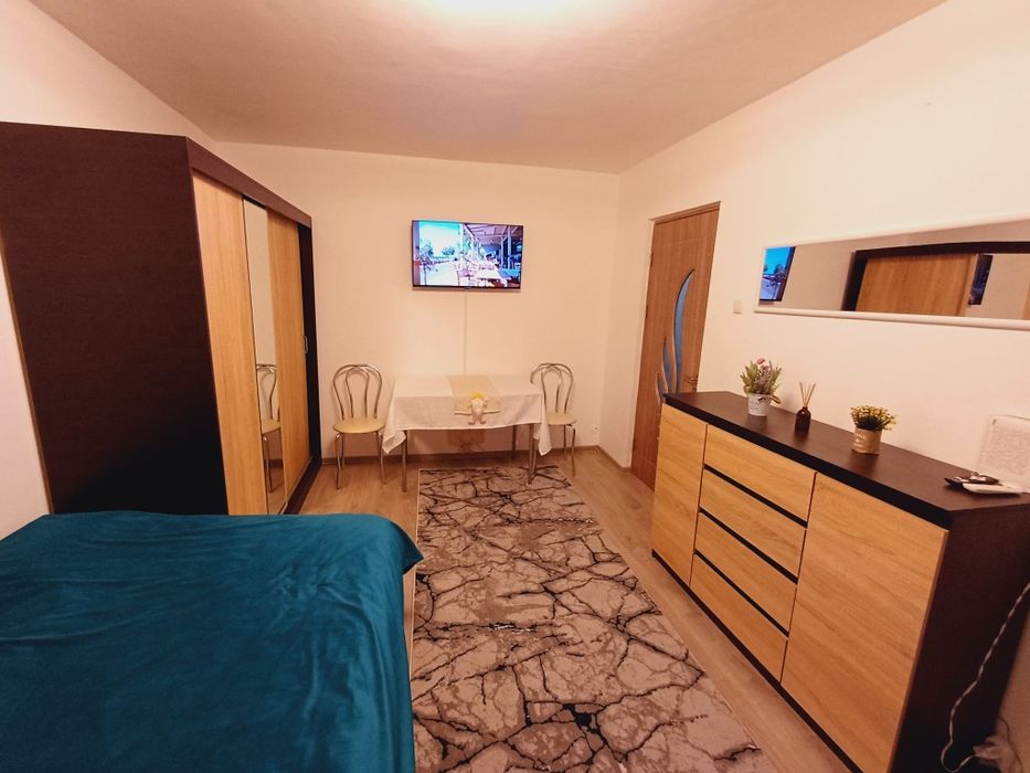 Inchiriez garsoniera in regim hotelier