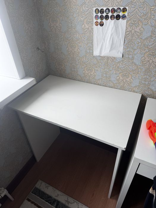 Парты для учебы!