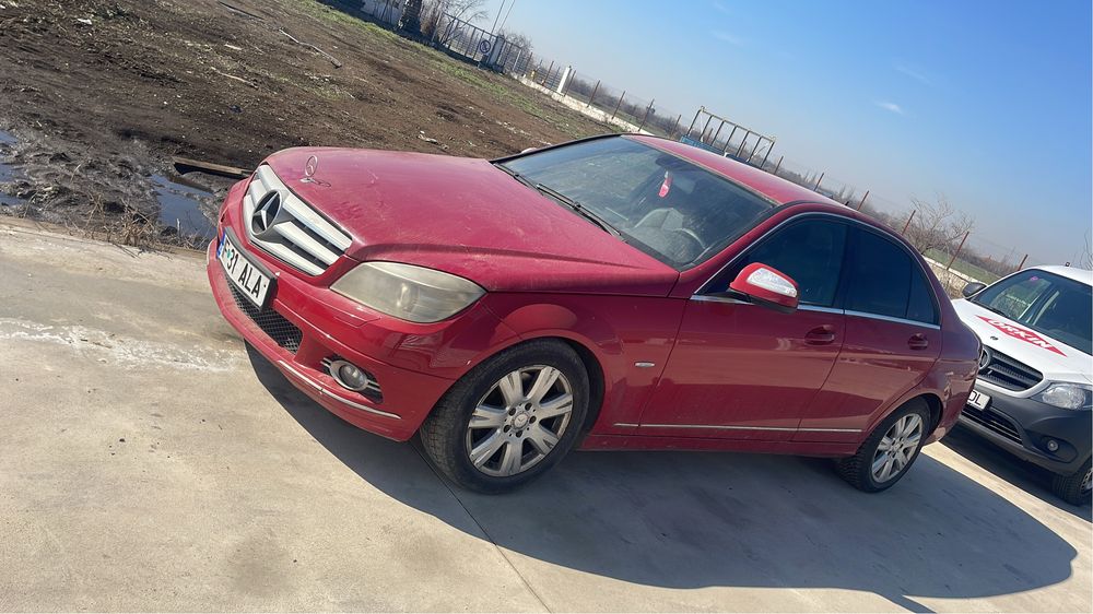Dezmembrez mercedes c class w204 c180 c200 c220 c320