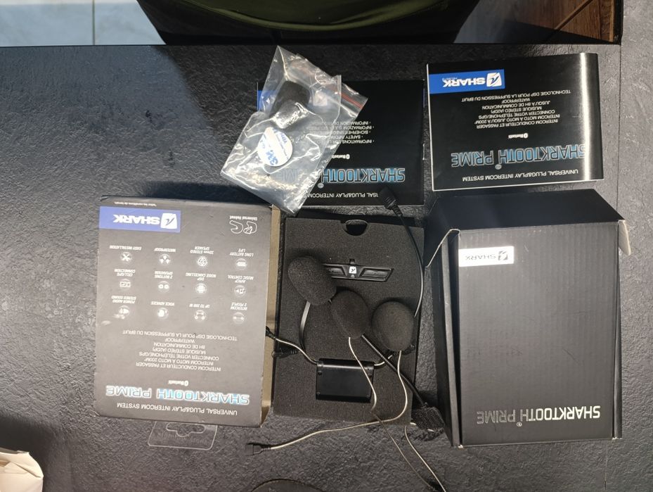 Хендсфри Sharktooth Prime EVO за мото каска