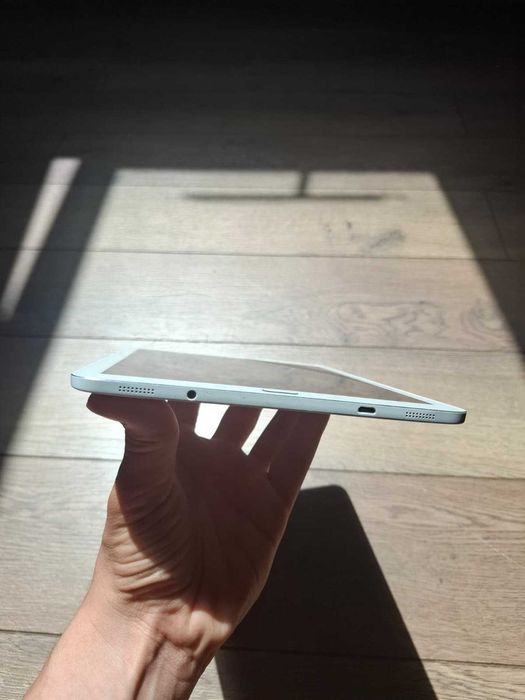 Tableta Samsung Galaxy Tab-S2 SM-T819