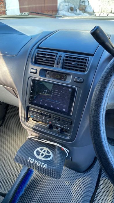 Продам машину Toyota Ipsum