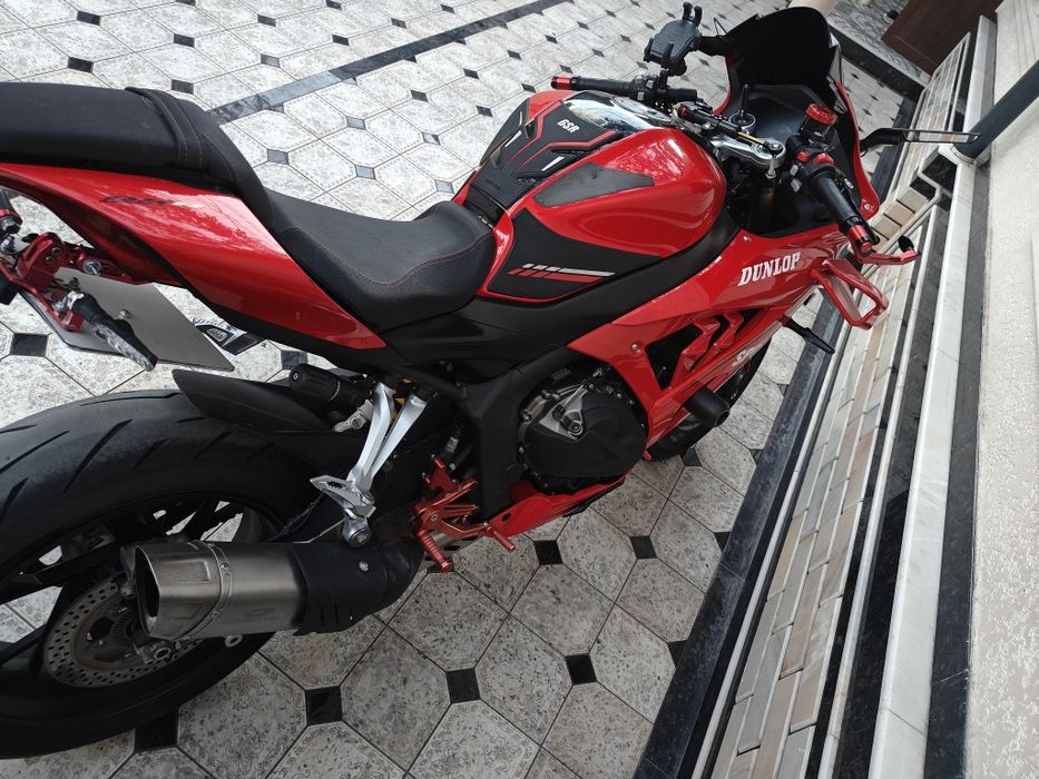 Motocikl sotiladi