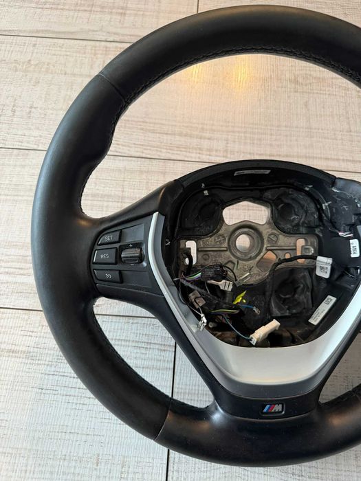 Оригинален BMW волан от Ф серия "М"