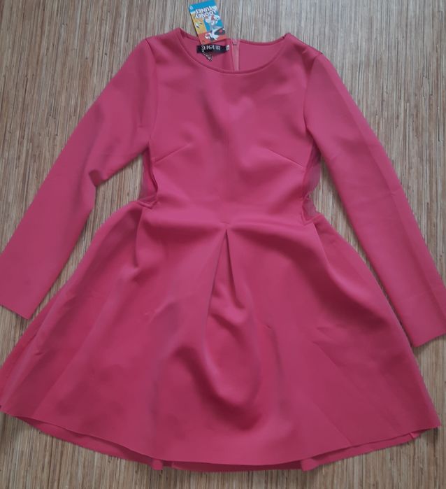 Платья размер 42-44. Новые.