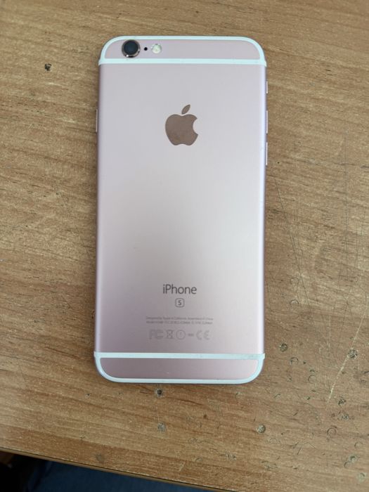 Продам iphone 6s 64gb