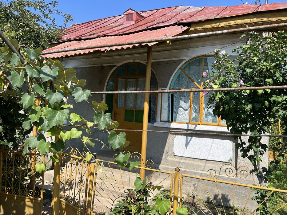 Vand casa batraneasca in Poiana-Turburea