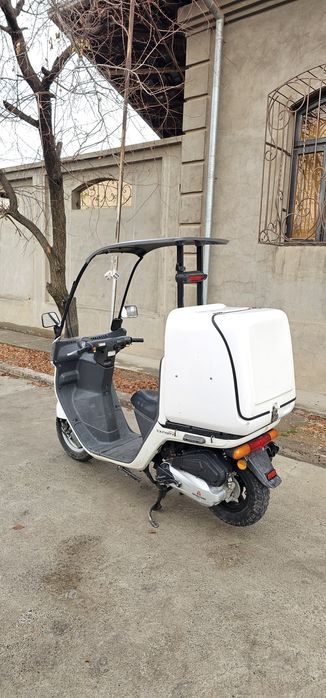 Skuter Xonda gyro kanopy sotiladi xolati zor