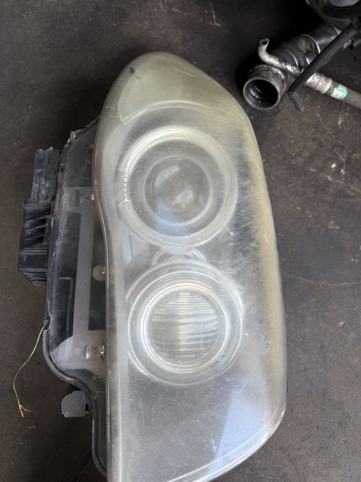 Faruri BMW xenon seria 1  Far e87 bixenon cornering