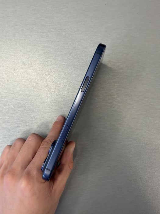 Iphone 17 pro max 256gb с гаранция