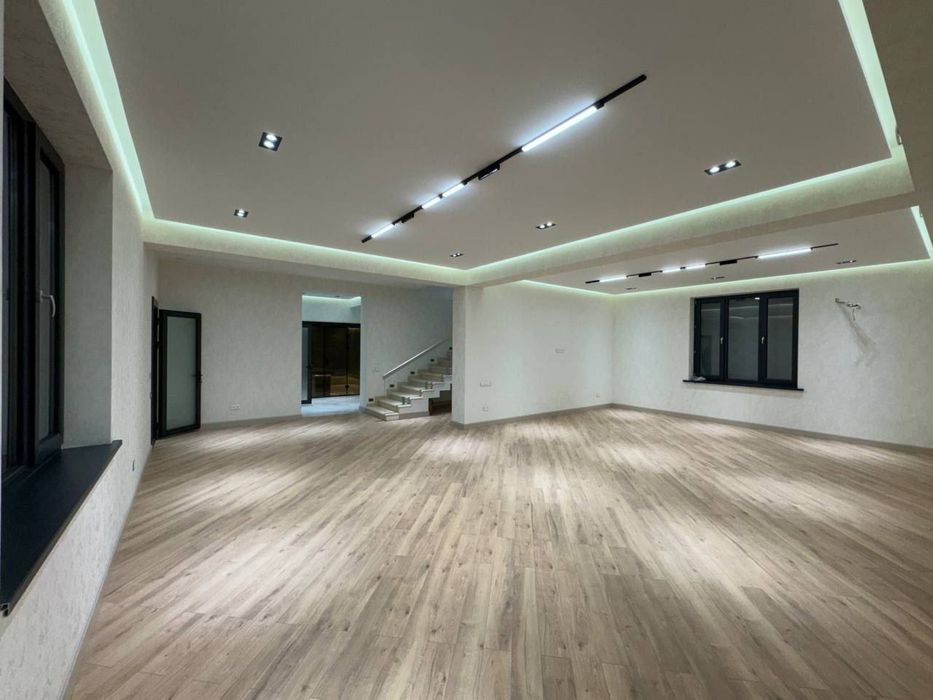 Новый Шикарный Hl-Tech дом.