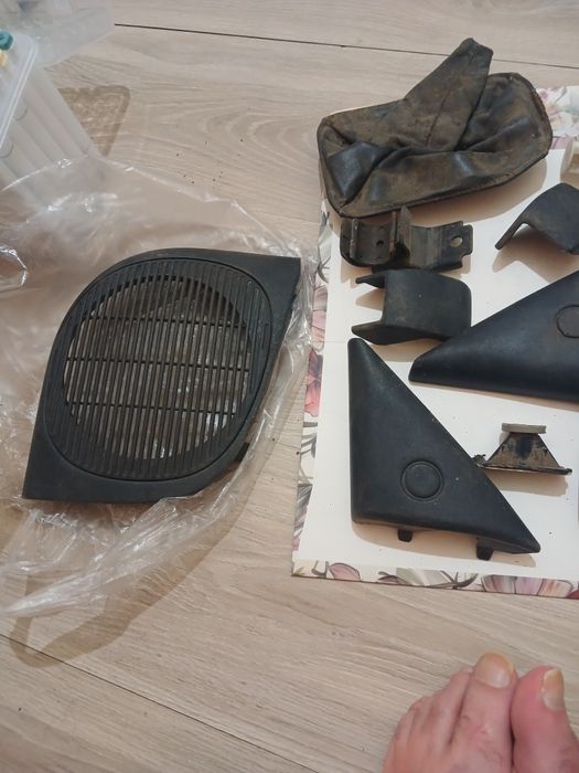 Тоета Карина Е по салону