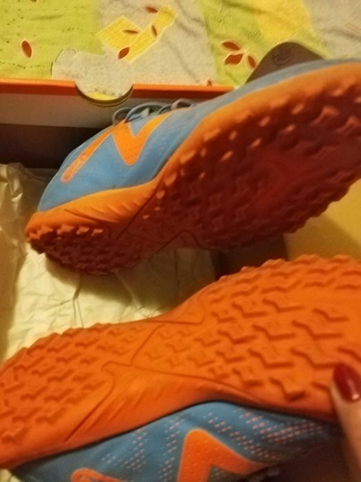 Pantofi fotbal Puma, nr 40