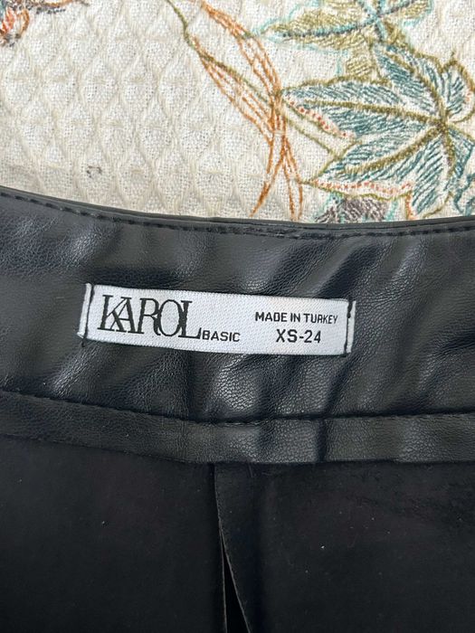 Кожен панталон по тялото