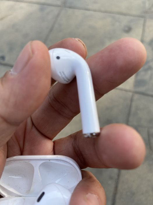 Продам Airpod A2038