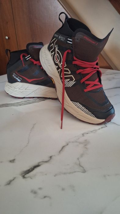 Hoka Speedgoat Gore-Tex