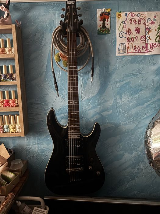 Продам электрогитару Schecter Omen-6