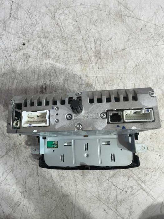 Dezmembrari Radio cd DACIA LOGAN fab 2013-2020 cod piesa 281150954R