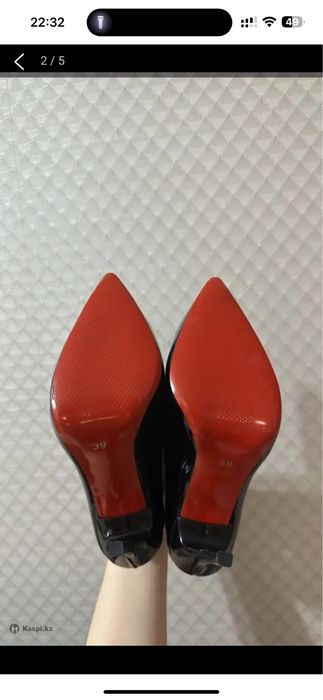 Новые туфли в идеальном состоянии