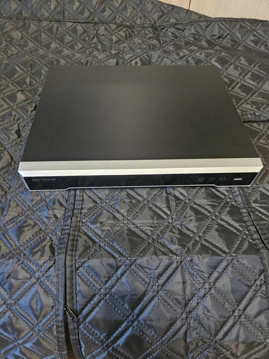 Nvr hikvision DS-7616NI-K2/16P 4k hdd 3TB 12MP