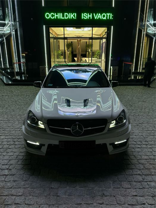 Mercedes-Benz W204 C250 Авангард