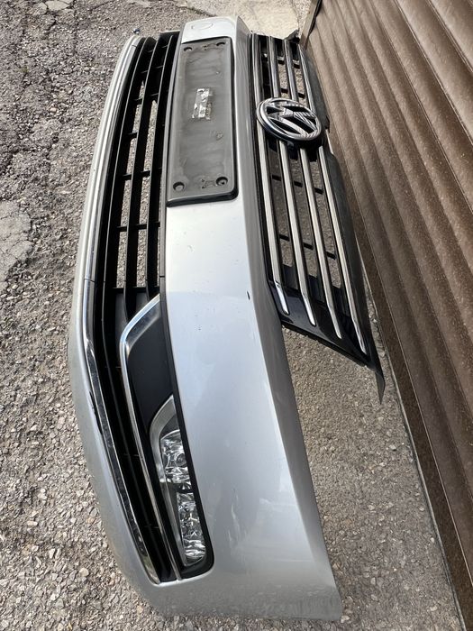 Предна броня Vw Passat B7