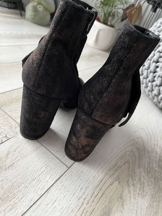 Дамски боти