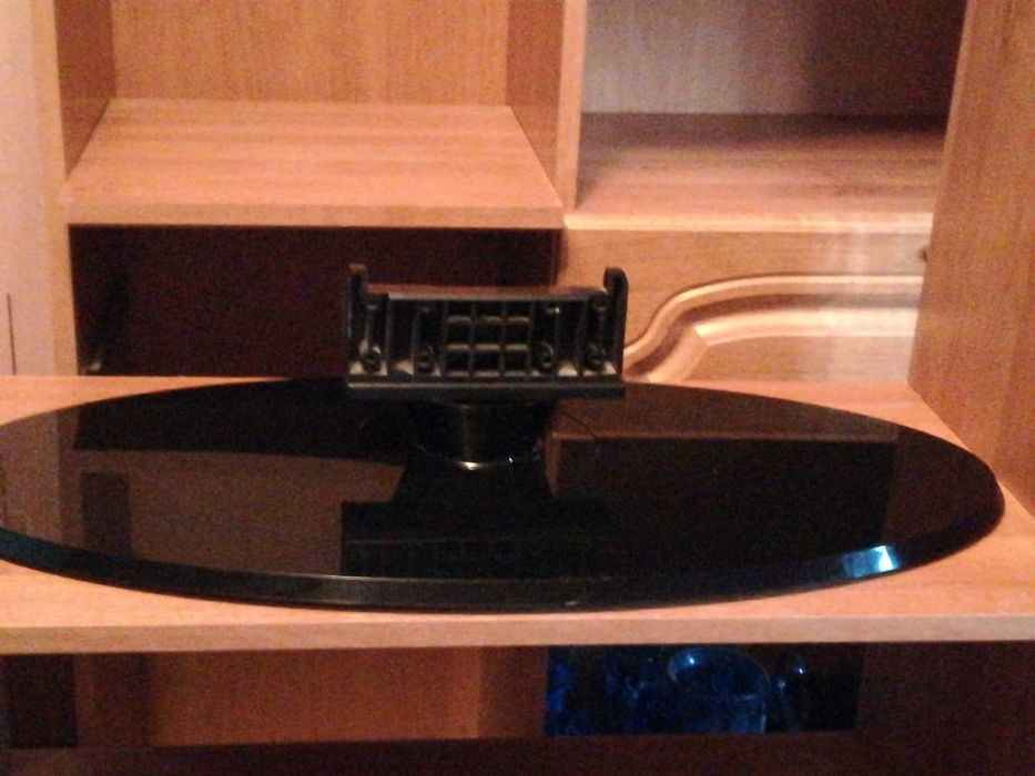 Подставка от телевизора