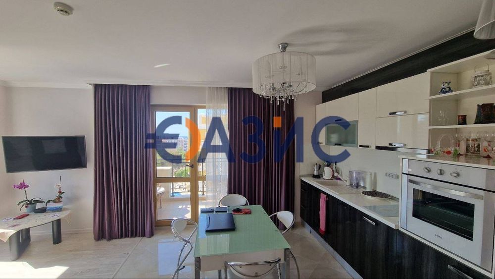 Апартамент с 2 спални, 3 ет., "Вила Флоренция", Свети Влас, България,