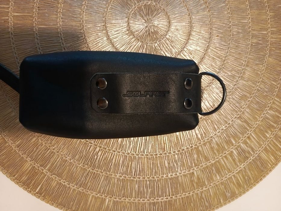 Ключница кожаная