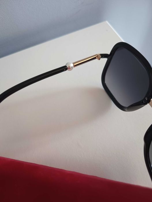 Дамски слънчеви очила Carolina Herrera