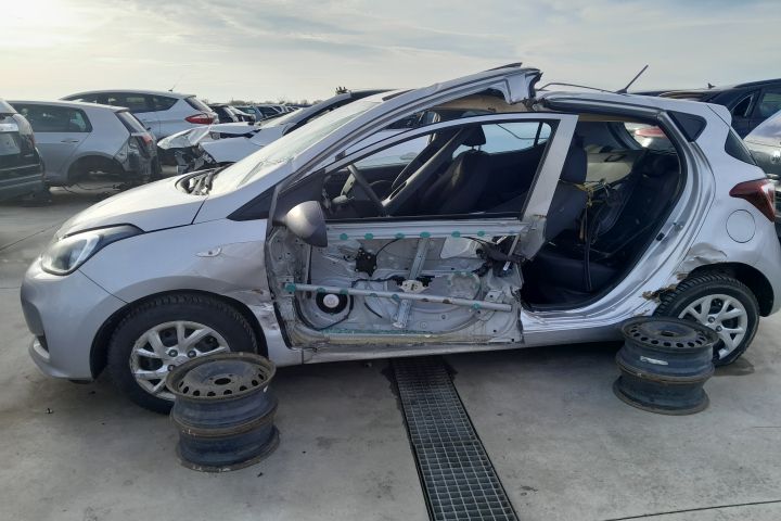 Usita rezervor 31038-M6000 31038-M6000 Hyundai i10 a 3-a generatie