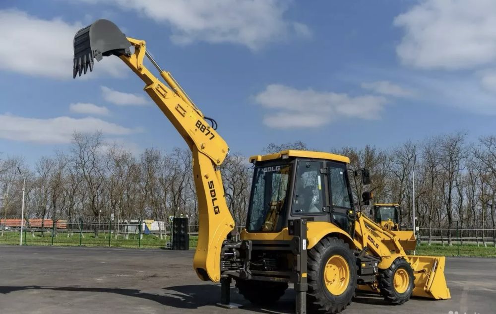 экскаватор-погрузчик