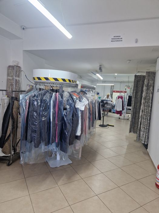 . Curățătorie Haine.