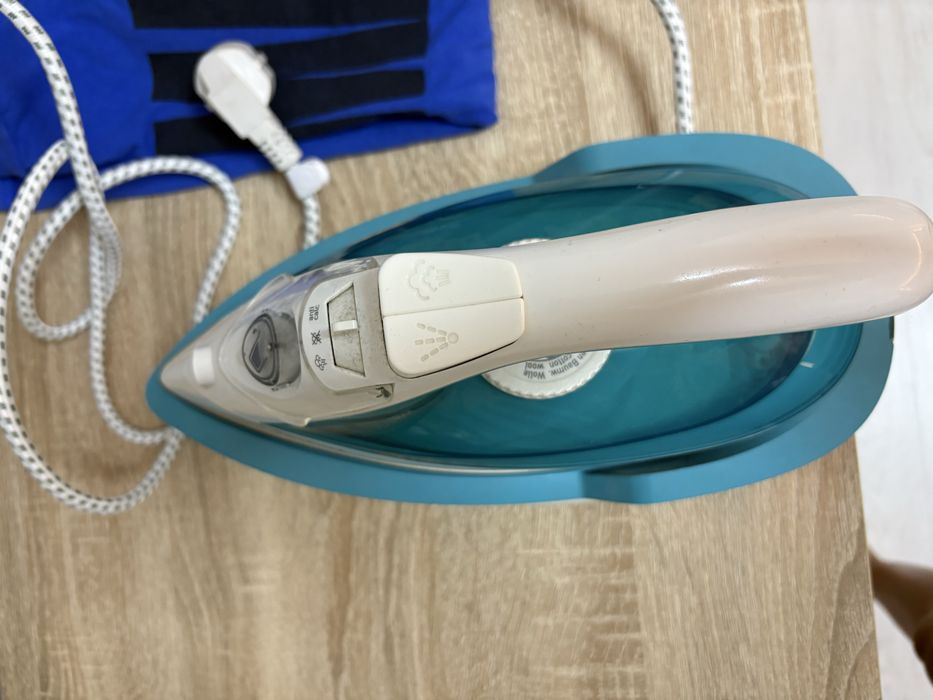 Ютия Tefal без кабел