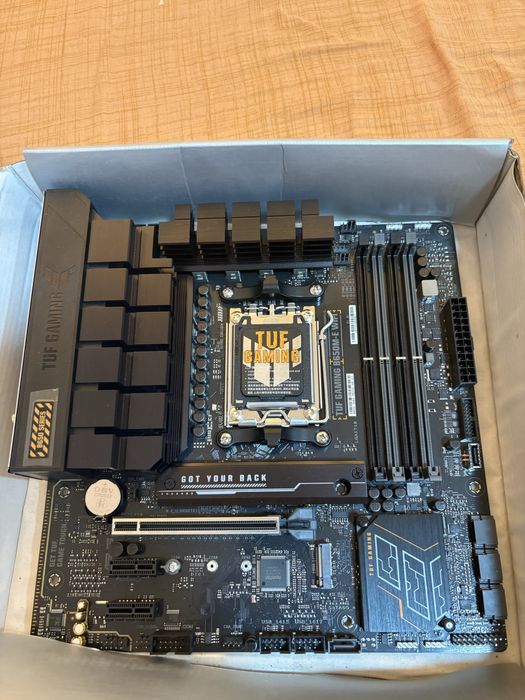 placă de bază ASUS |TUF Gaming B650M-E WiFi